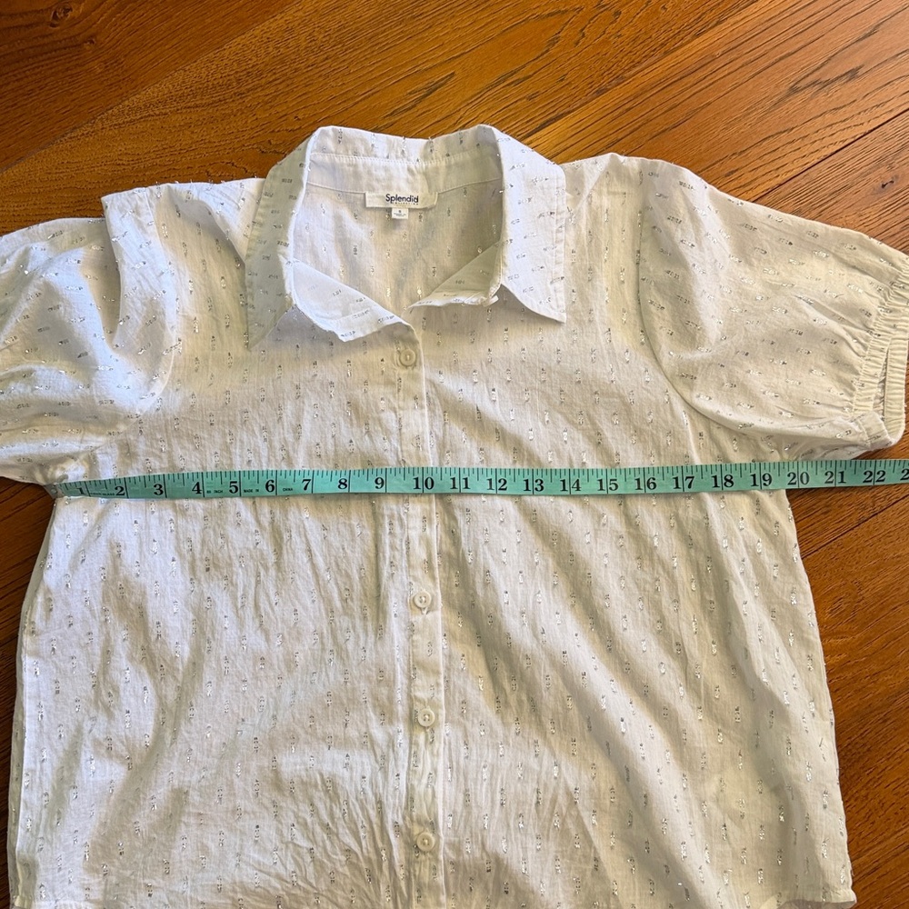 Splendid White Button Down Short Sleeve Withs Sparkle Dots Top - Picture 6 of 7